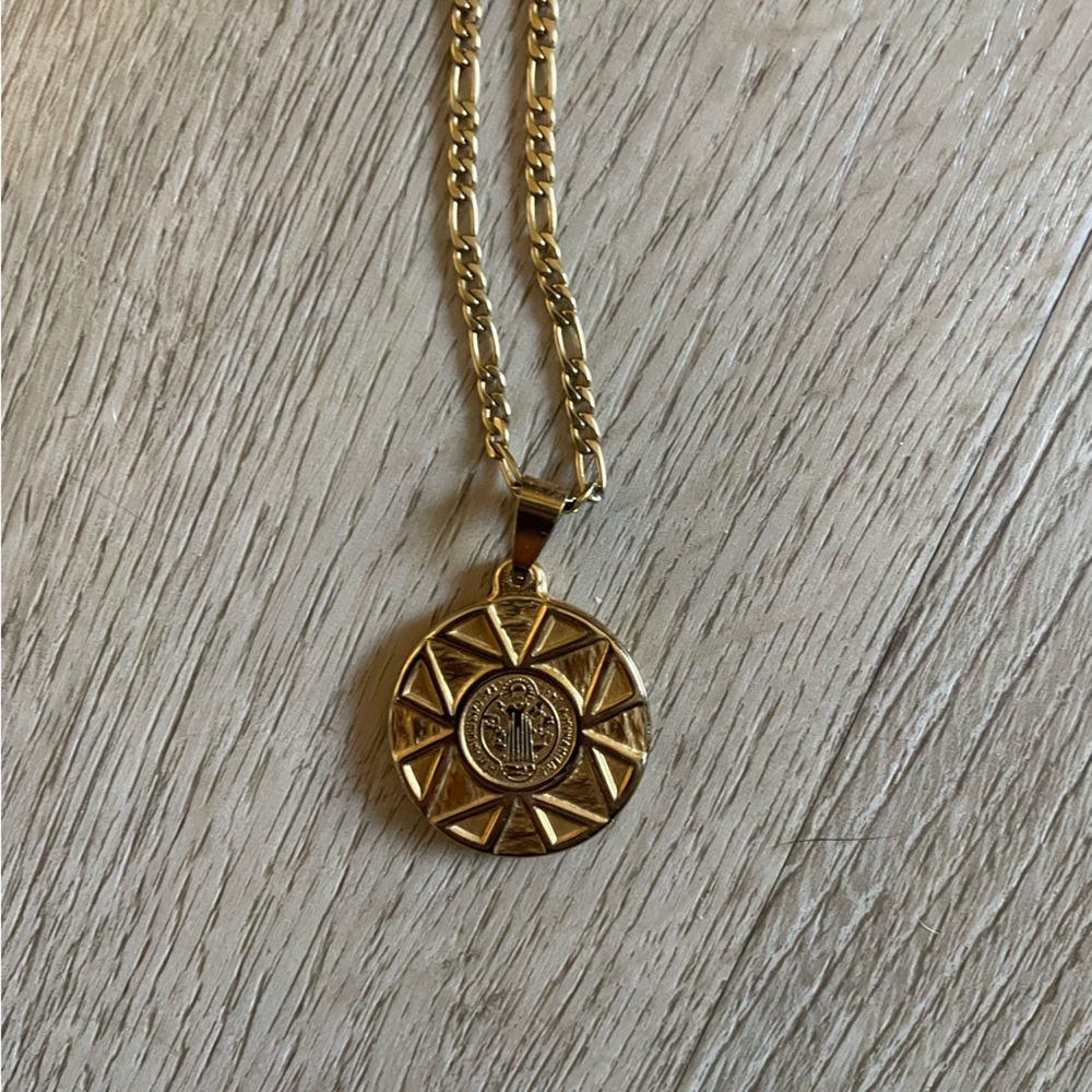 Nordstrom Gold Medallion Necklace